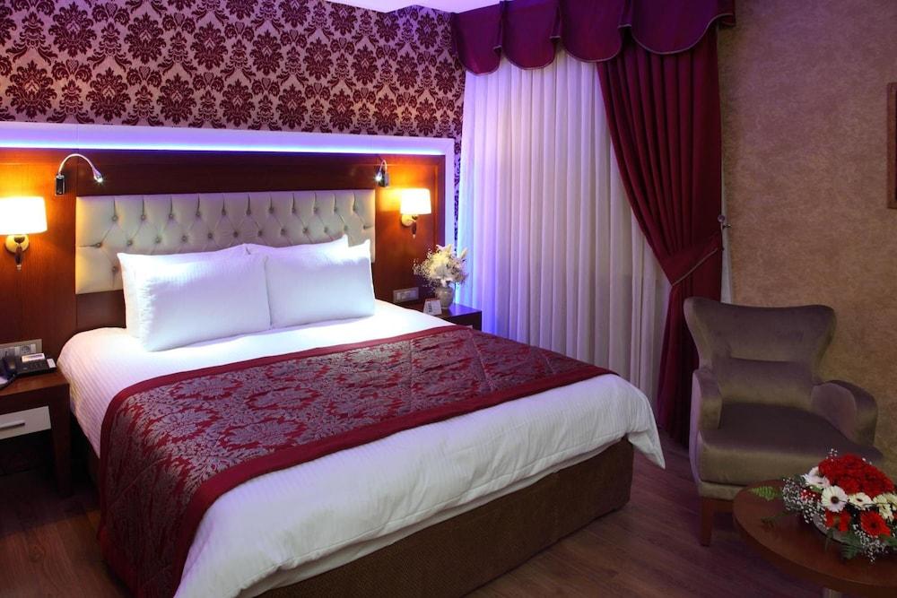 Hotel Senbayrak City Адана Екстериор снимка