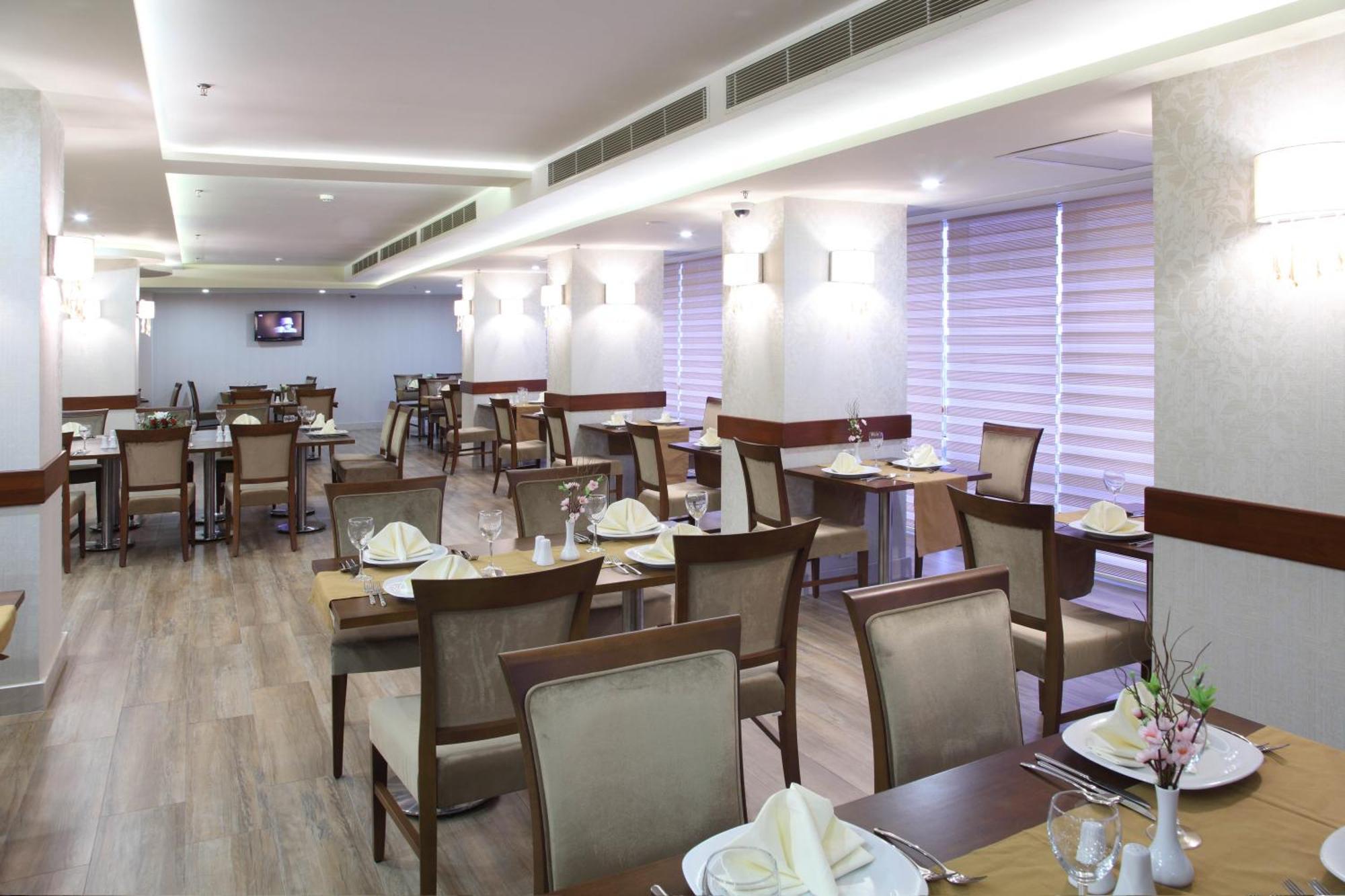 Hotel Senbayrak City Адана Екстериор снимка