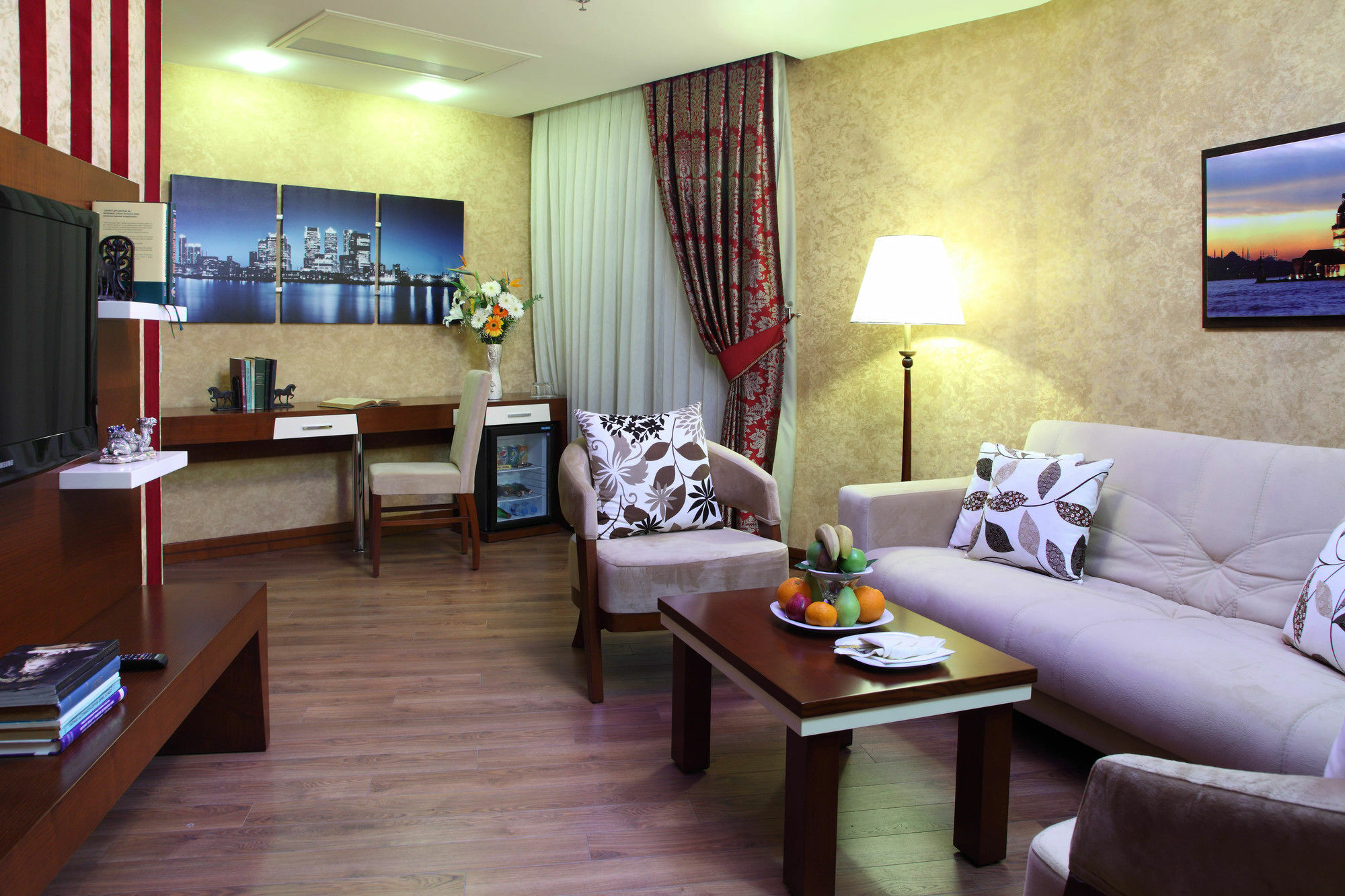 Hotel Senbayrak City Адана Екстериор снимка