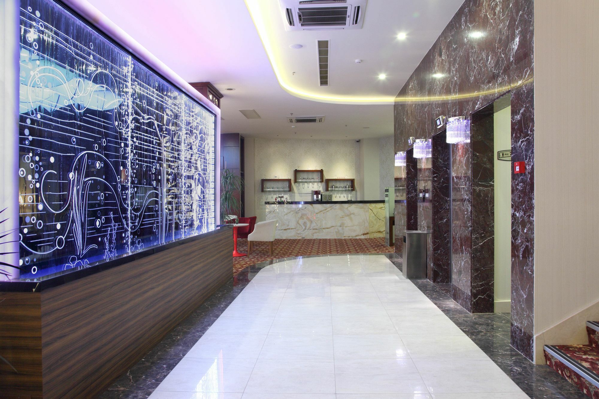 Hotel Senbayrak City Адана Екстериор снимка