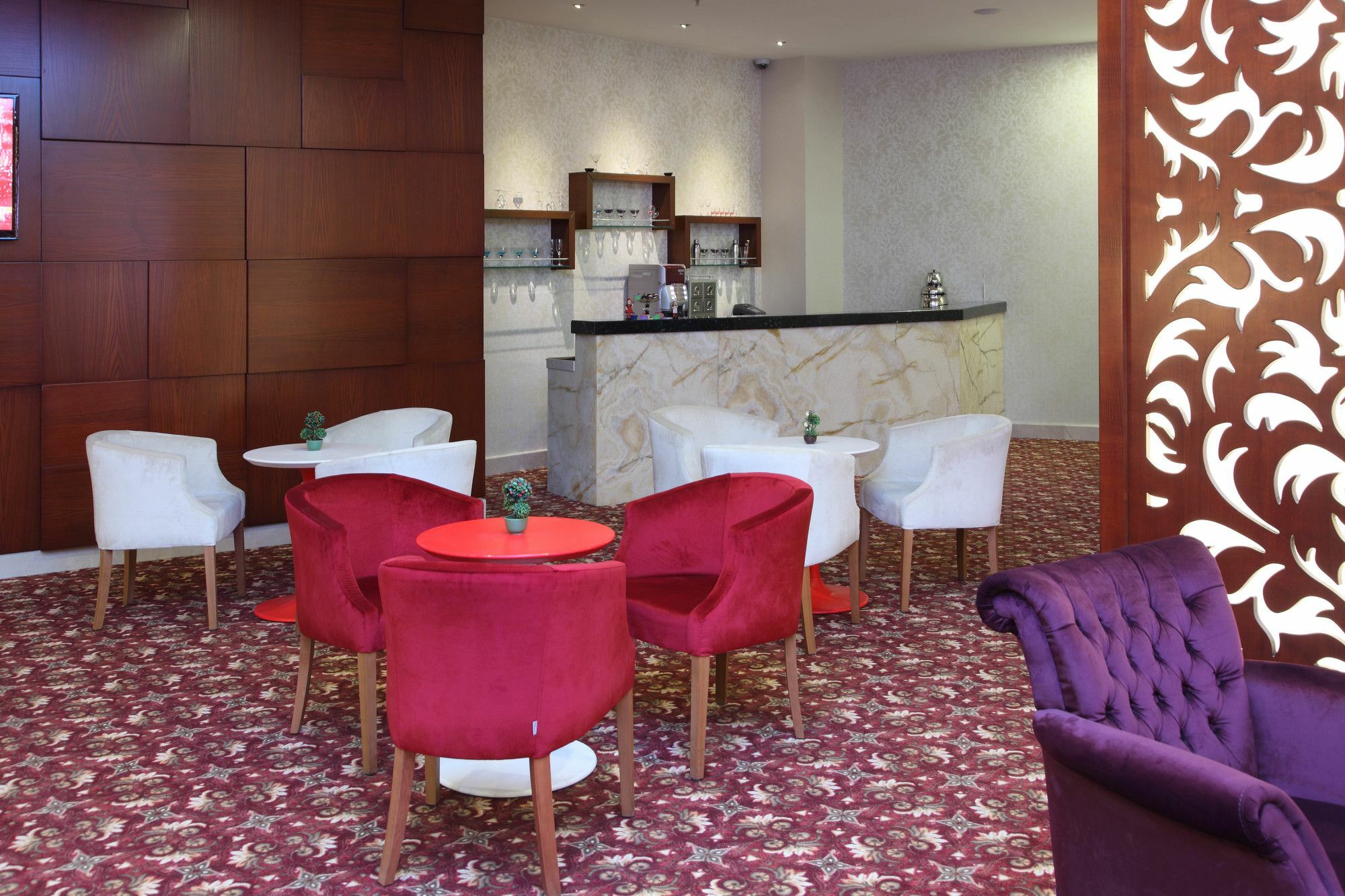 Hotel Senbayrak City Адана Екстериор снимка